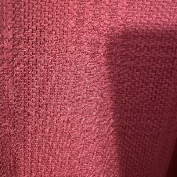 Banana Republic factory medium shift dress in a wine color. - Picture 2 of 3